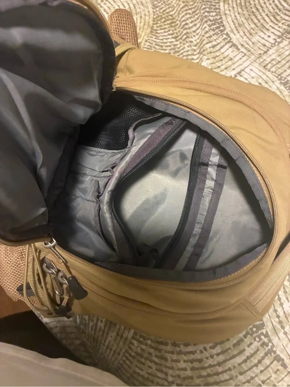 The North Face Jester Backpack - Tan & Dark Green